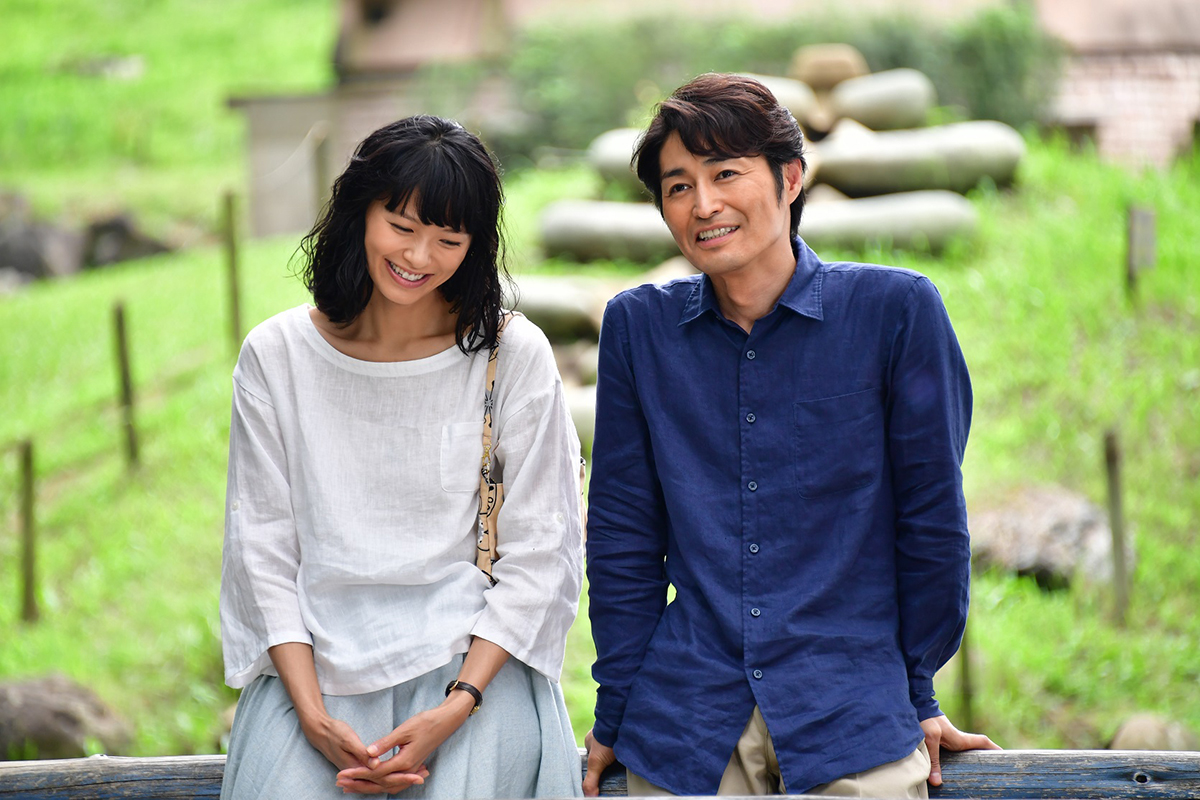 家に帰ると妻が必ず死んだふりをしています。